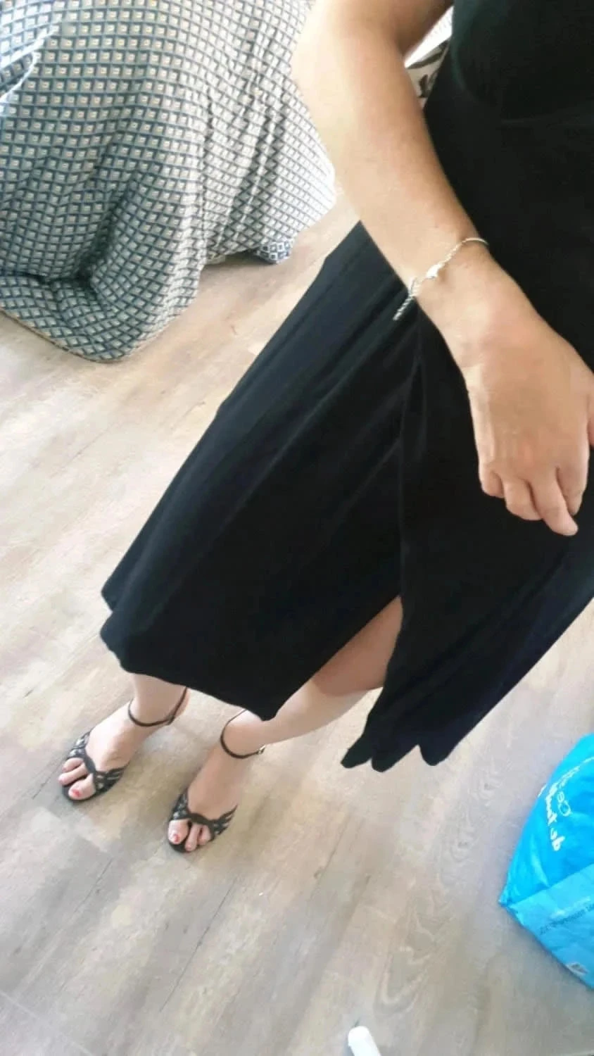 Petite robe noire Esprit taille S – photo 8